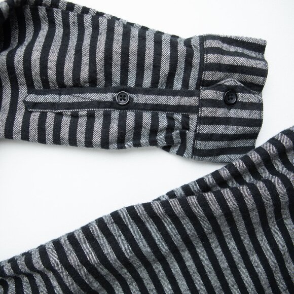 Men's Wolf & Man Olaf 2 shirt.   Size Medium - Picture 16 of 16